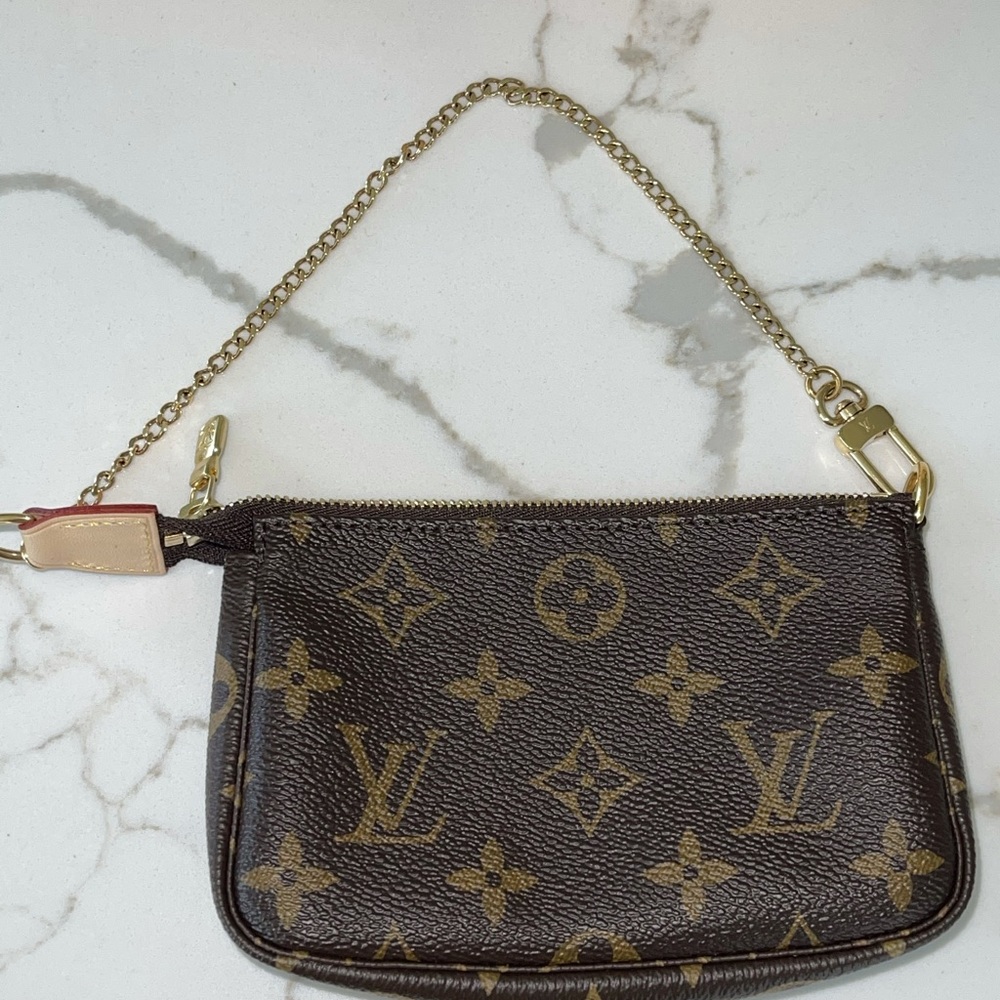 Monogram Louis Vuitton Mini pochette accessories